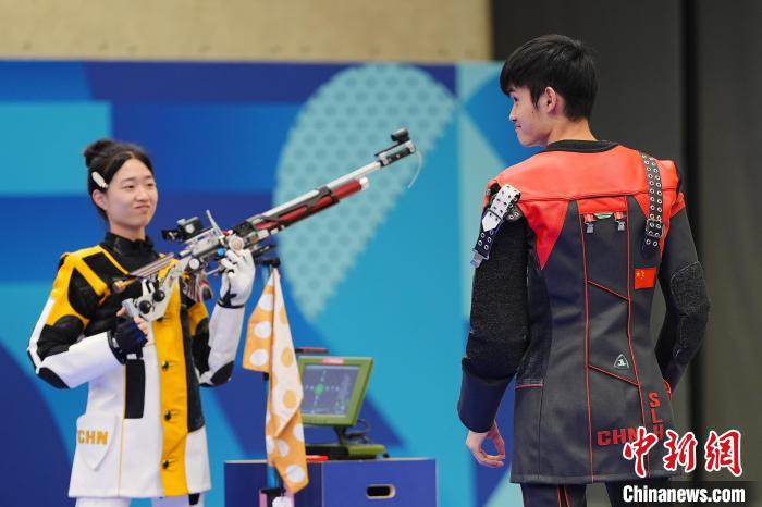 中国代表团巴黎奥运首日斩获两金一铜 首金由射