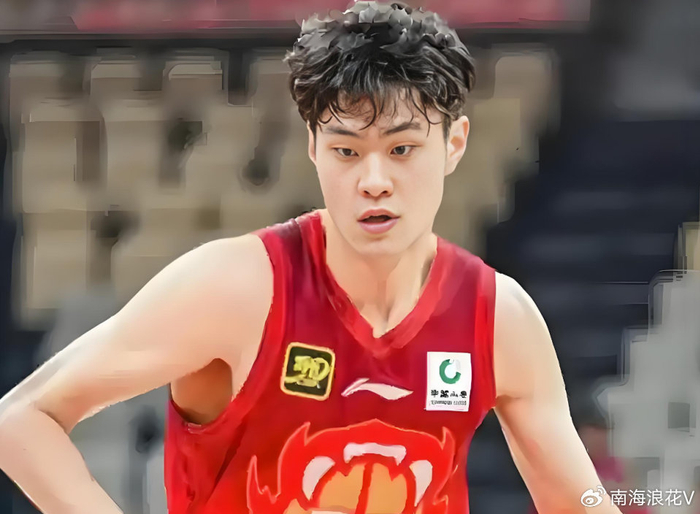 深圳队15分大胜广厦 王浩然砍32分引领进攻风暴