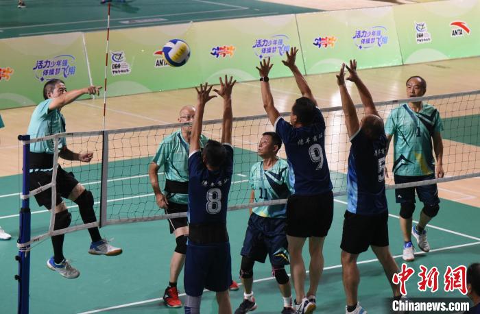 第九届中国最美乡村气排球邀请赛婺源开幕 109支
