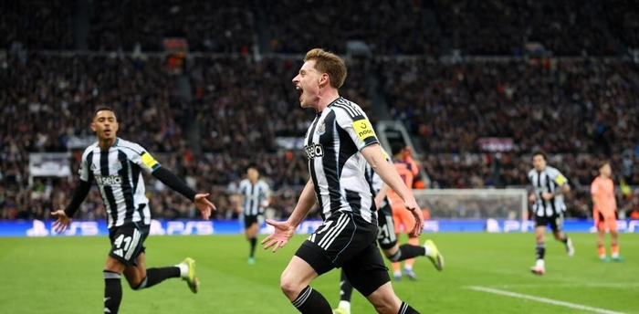 纽卡斯尔前锋巴恩斯欧冠首球后信心爆棚：诺坎