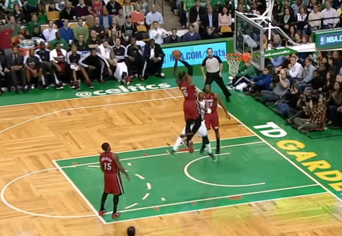 詹姆斯：追帽伊格达拉成生涯最佳时刻，东决2