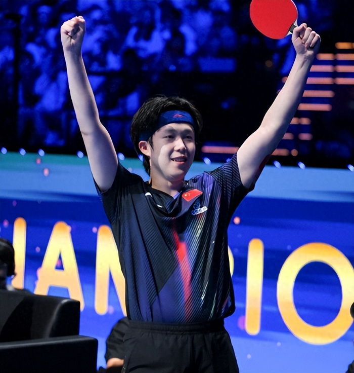 王楚钦夺冠后国乒男单排名骤降，仅剩两人守前