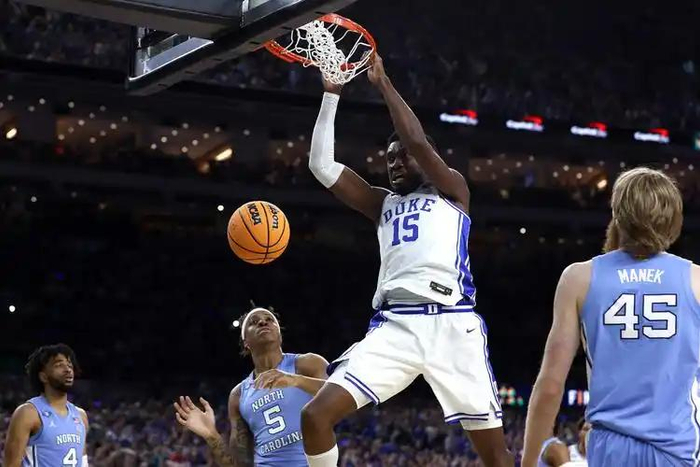 北京首钢季后赛前补强引援 裁掉贝利签约威廉姆